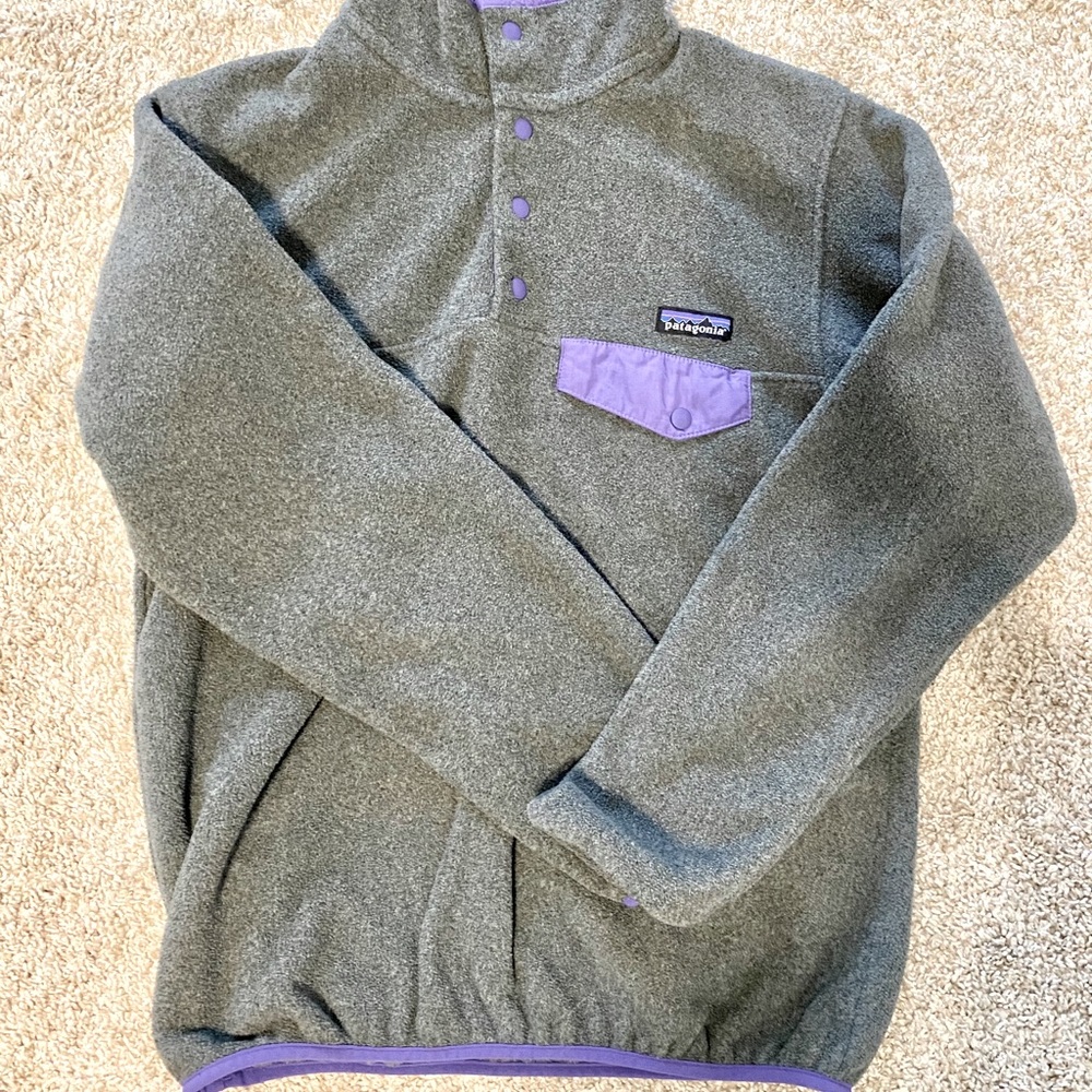 PATAGONIA LIGHTWEIGHT SYNCHILLA SNAP-T FLEECE